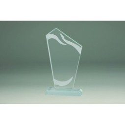 TROFEO DE CRISTAL PIRAMIDAL